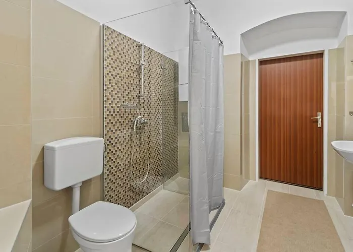 Modern Close To Center - 2br * Відень