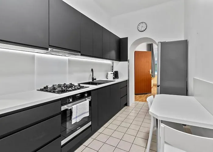 Modern Close To Center - 2br Відень